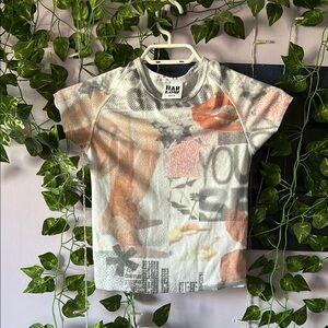 Harlow Orange and Gray Artistic Short Sleeve Tee